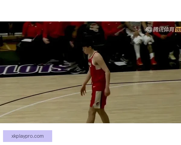12.6秒逆转制胜杨瀚森含泪微笑拼搏精神感动全场手臂血痕依旧灿烂笑容显英雄气概
